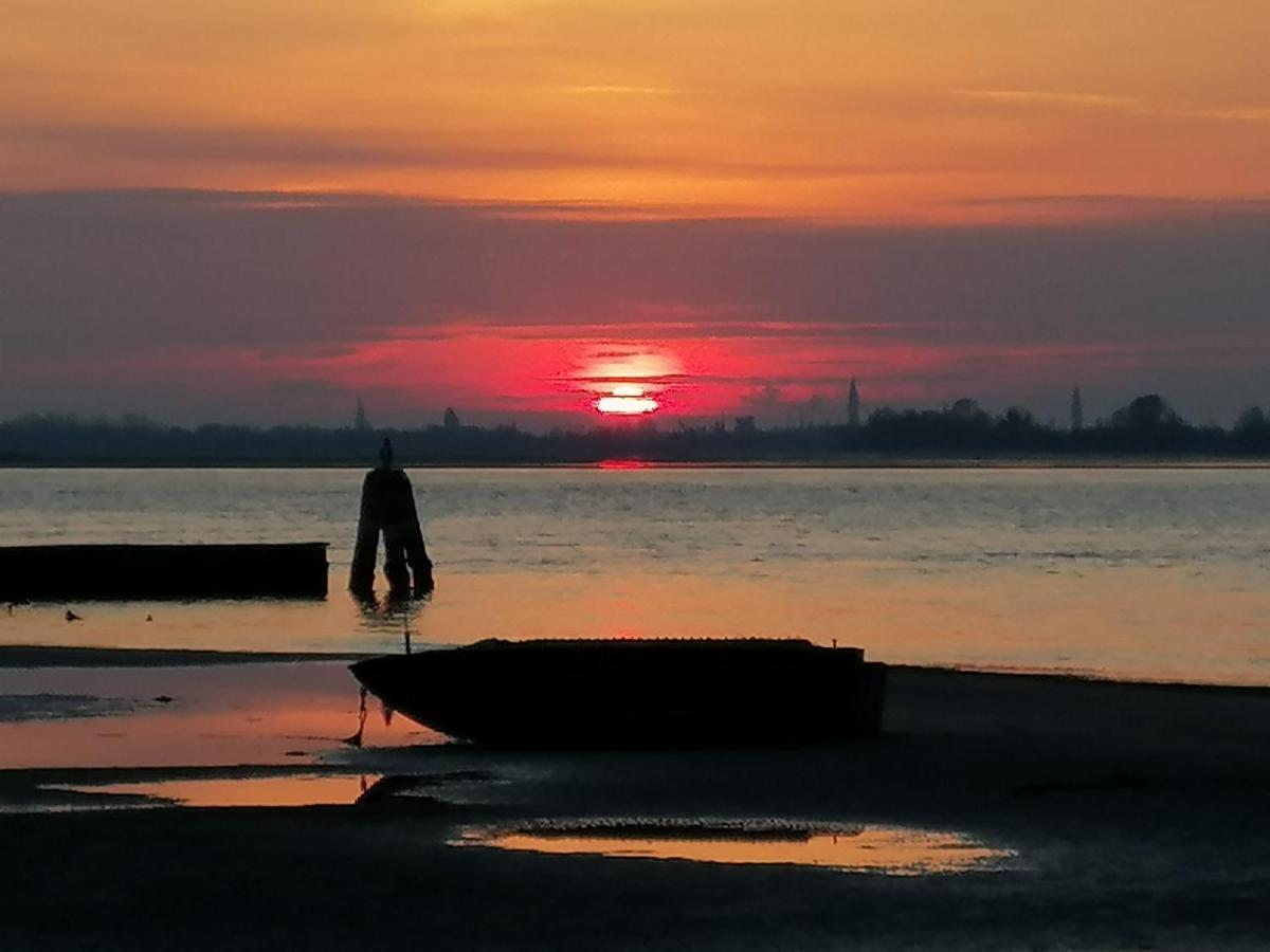 Orizzonte Marino Giallo Angolo Solare Verso La Laguna Cavallino-Treporti Luaran gambar
